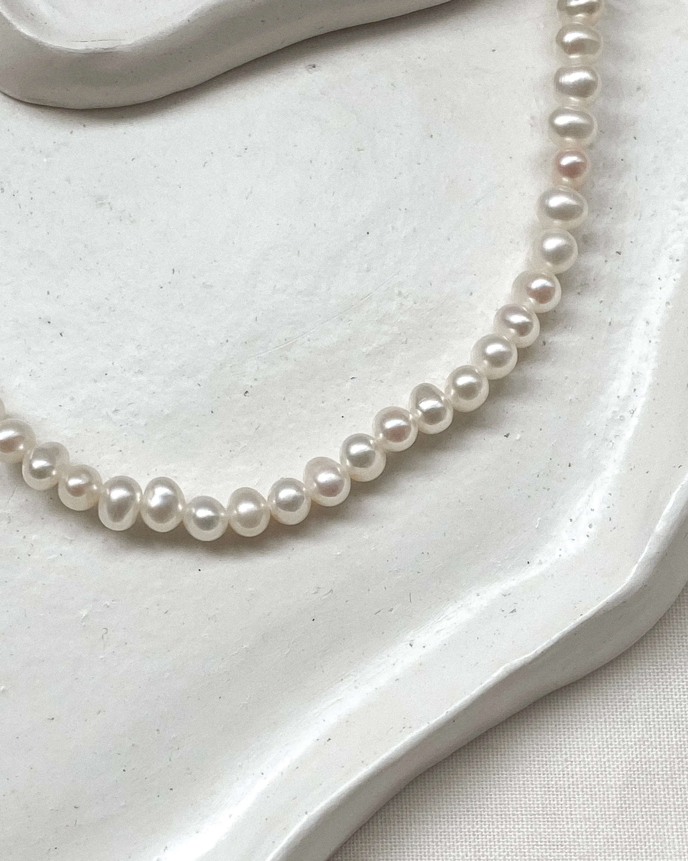 Adeline Pearl Strand Choker