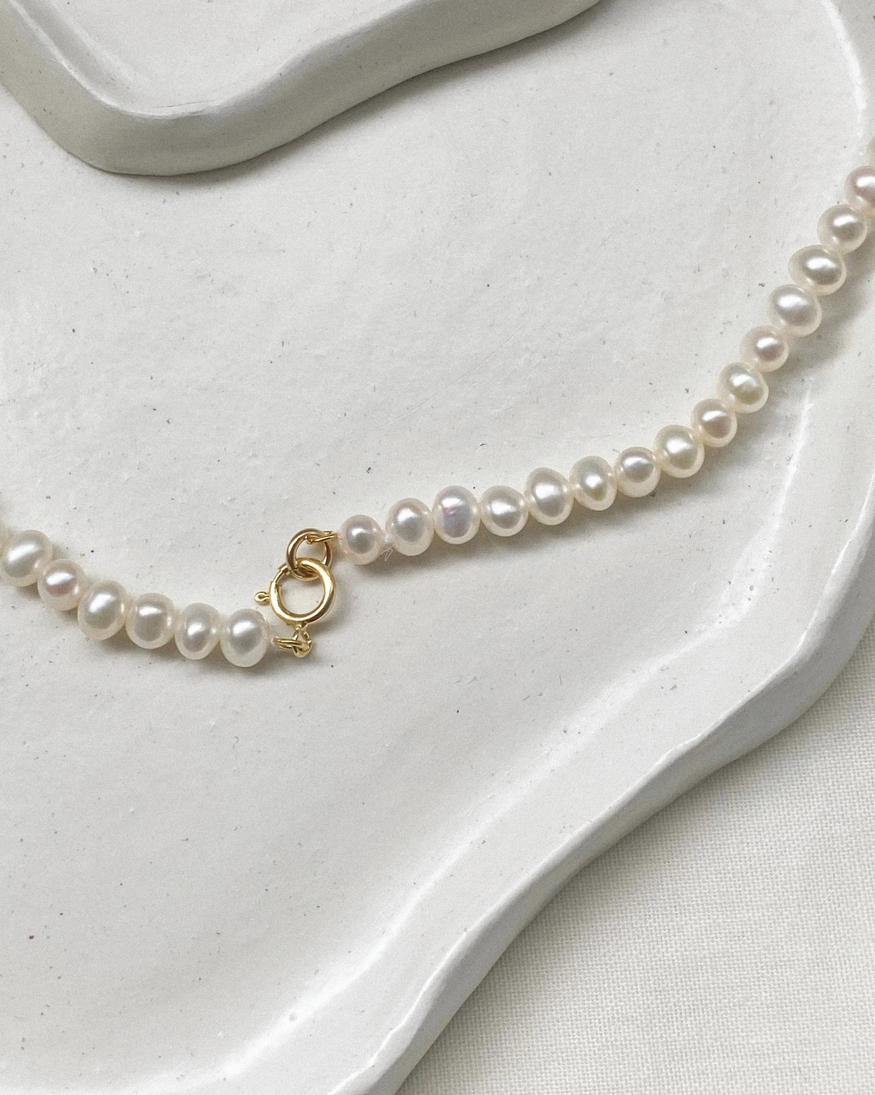 Adeline Pearl Strand Choker