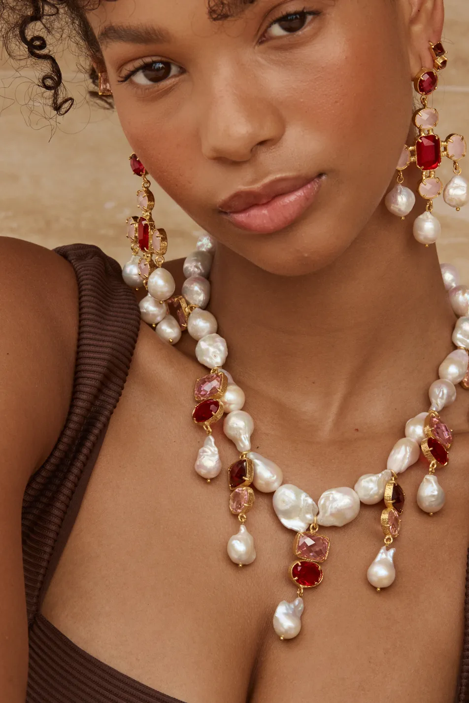 Ari Necklace Pink