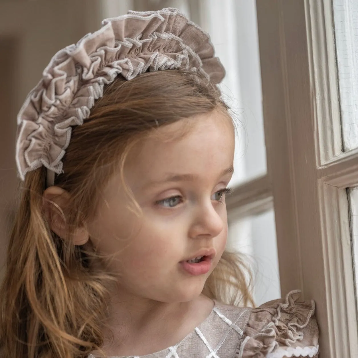 Ashlyn Vintage Ruffle Headband