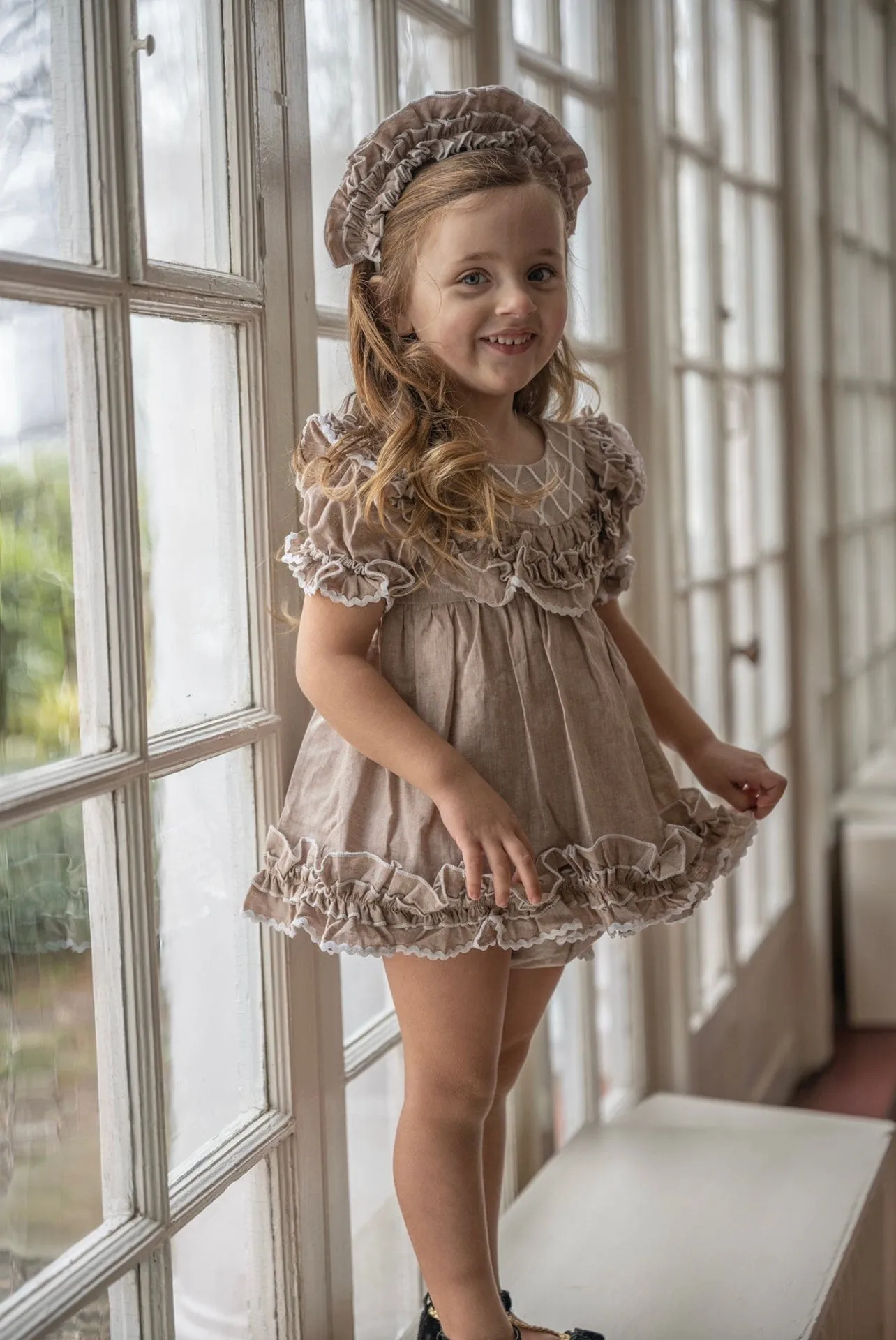 Ashlyn Vintage Ruffle Headband