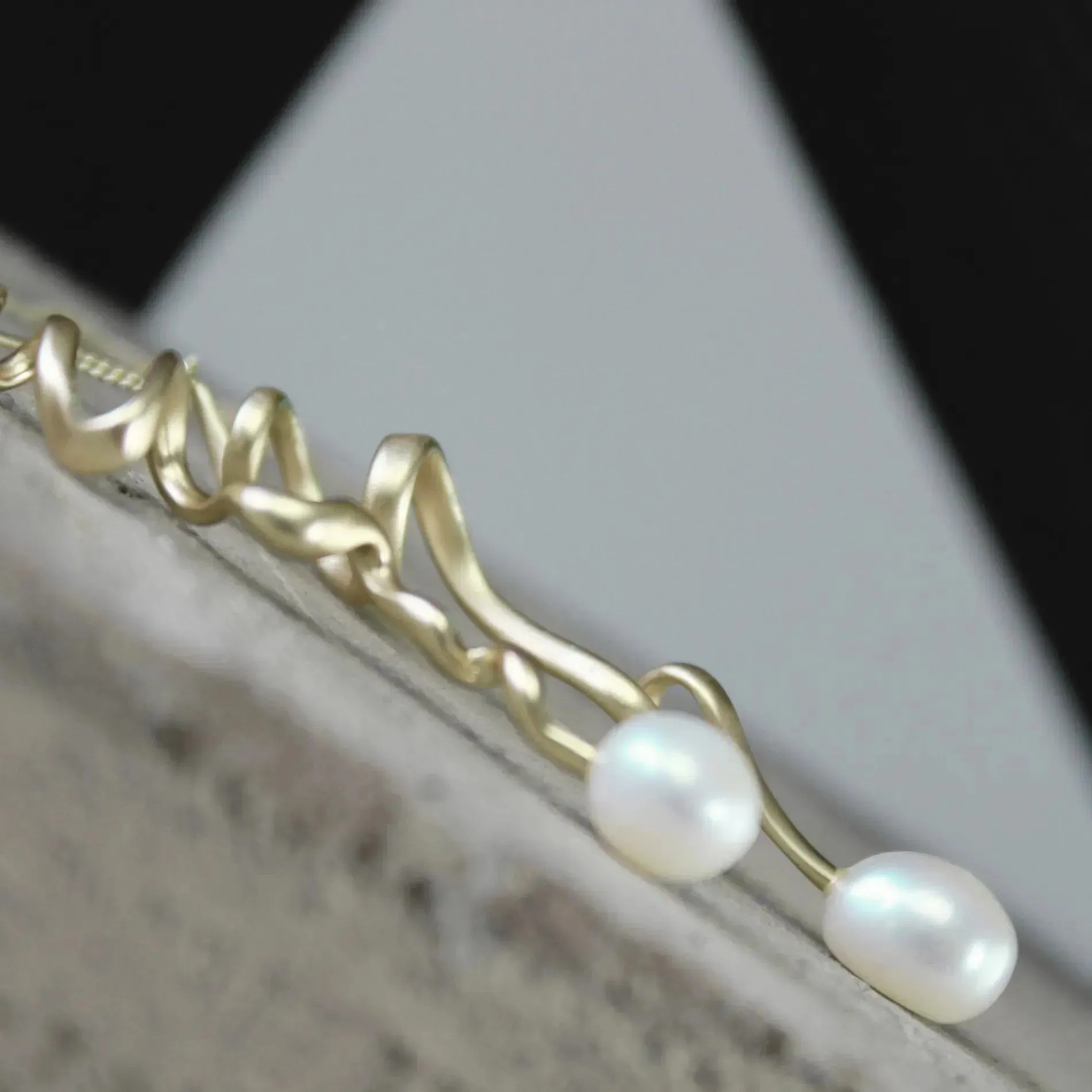 Audrey Organic Chain Earring Gold Plating