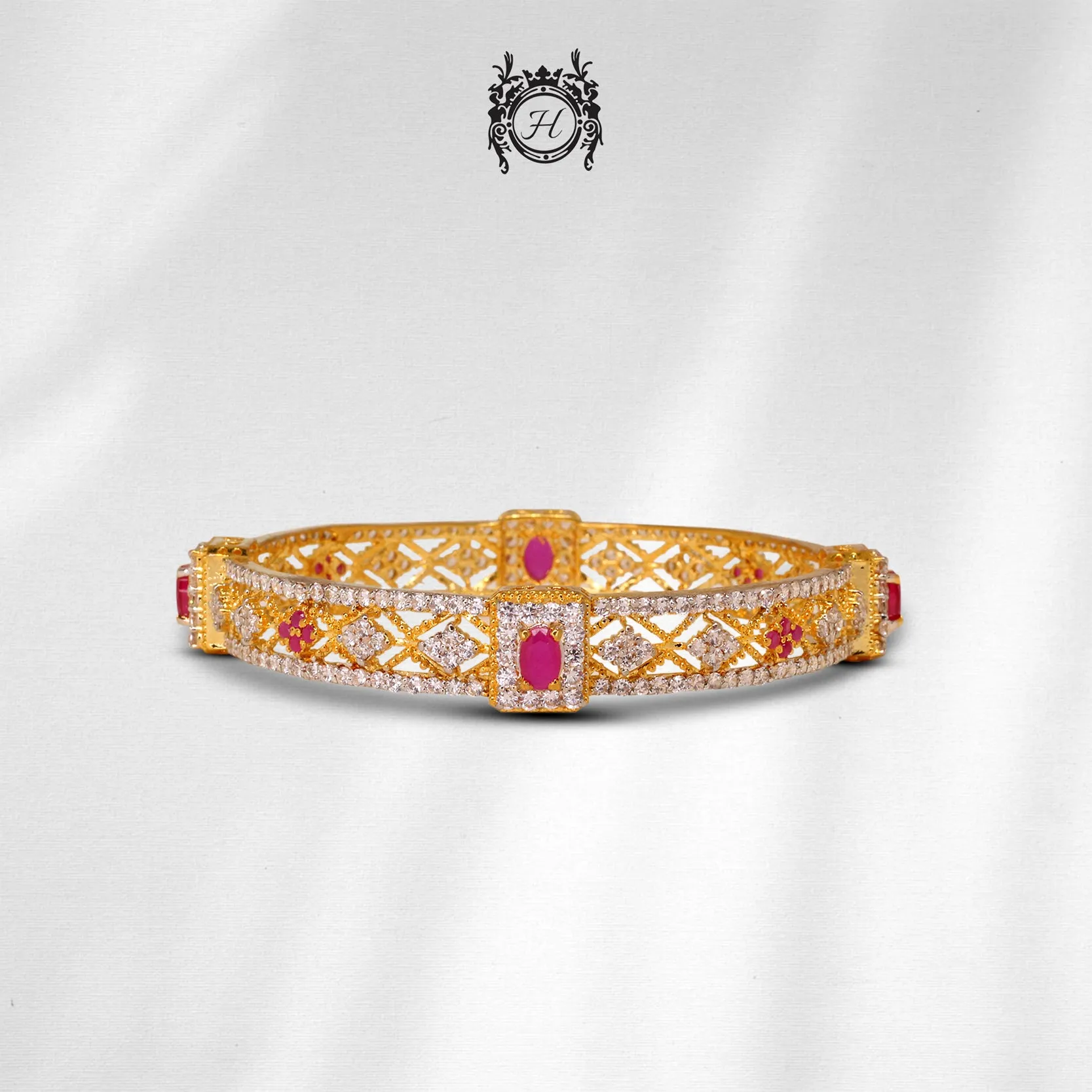 Bangle in Chetum and Zircons