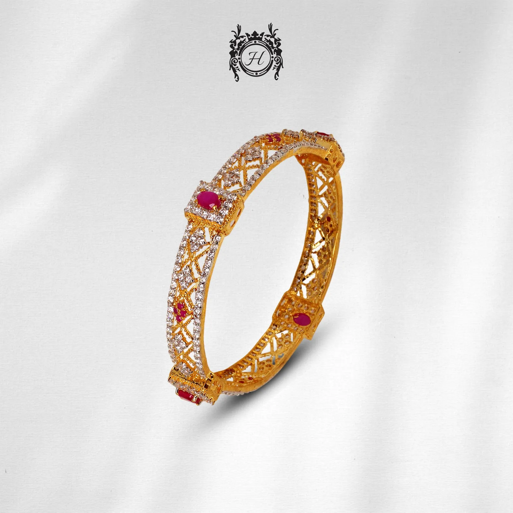 Bangle in Chetum and Zircons