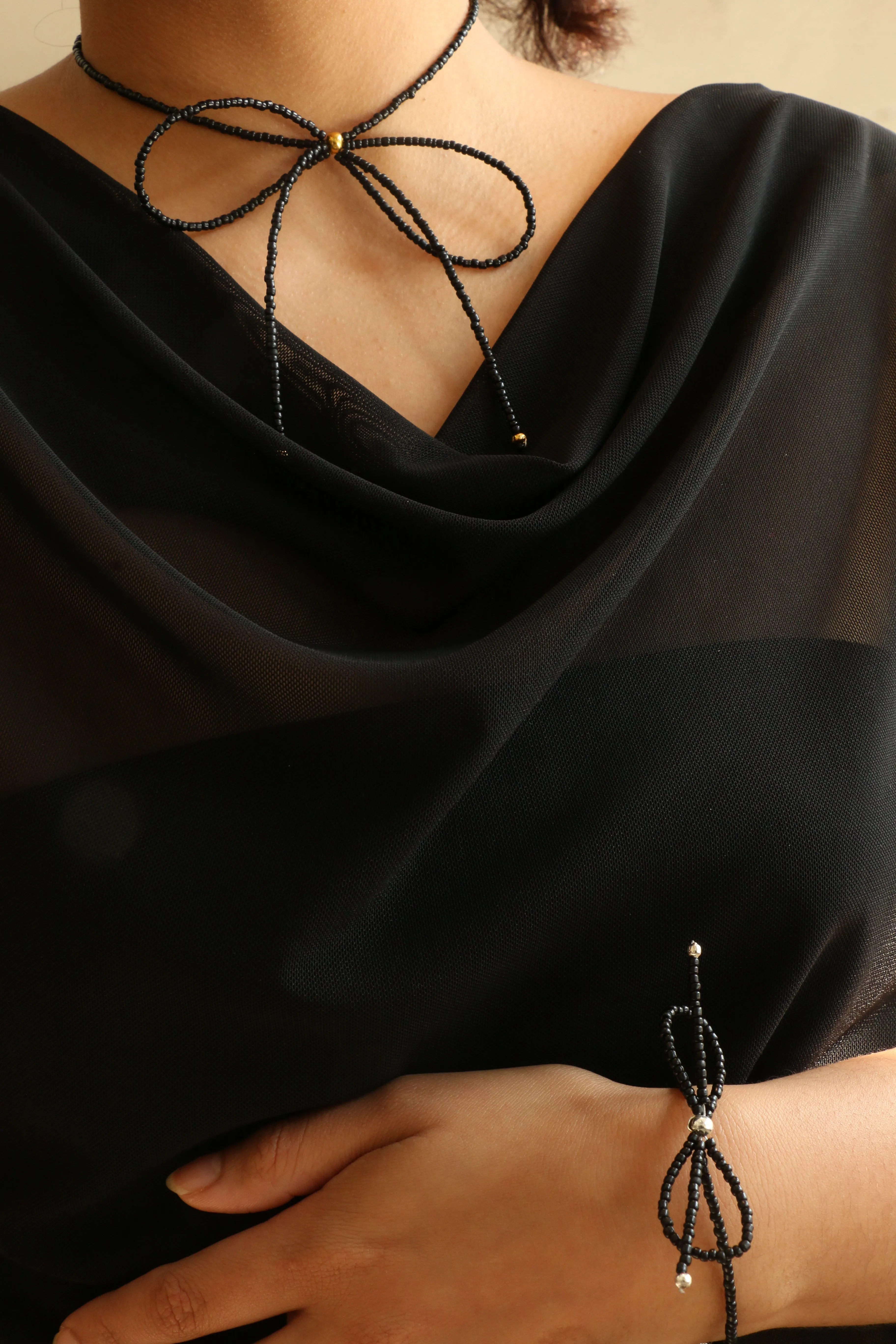 Bow Necklace