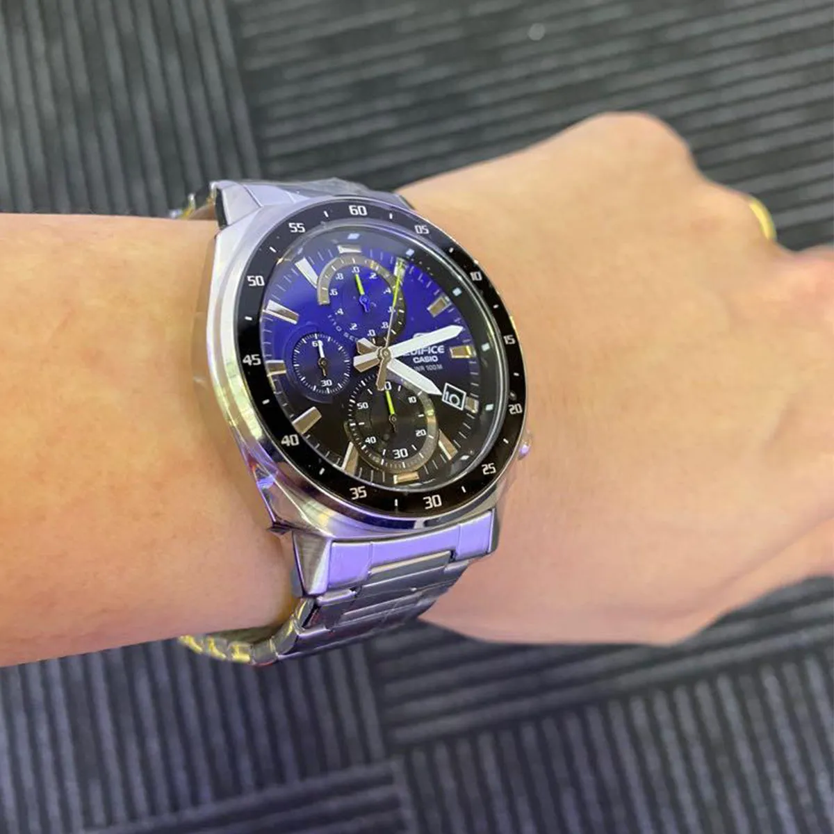 Casio - Edifice - EFV-600D-2AVUDF