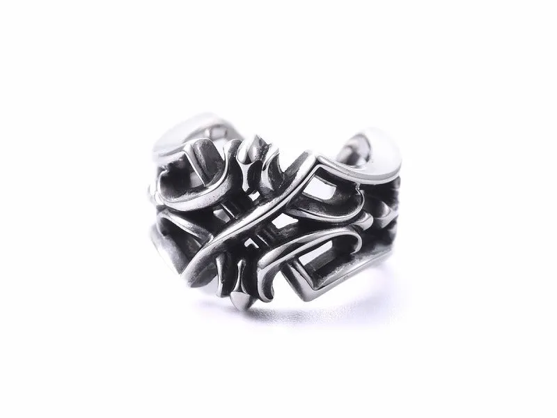 Club Cross Ear Cuff