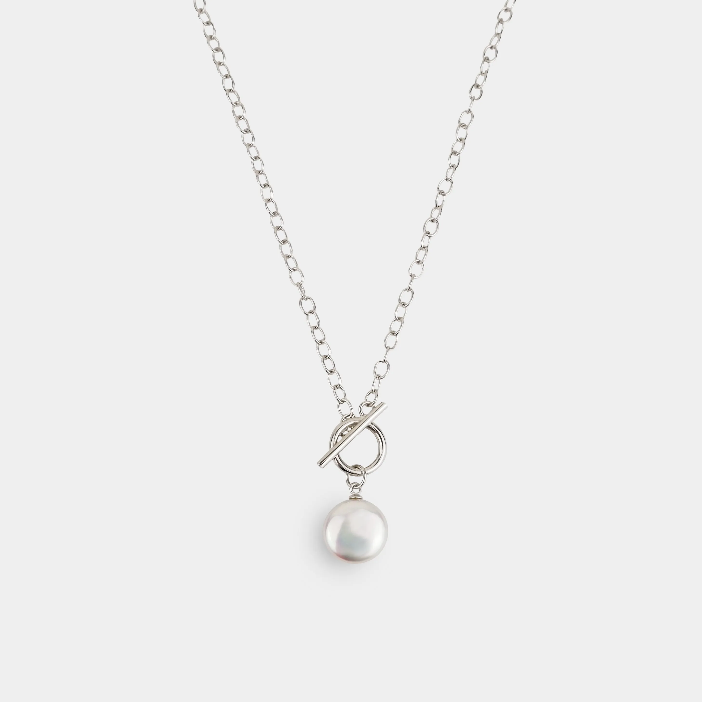 COIN PEARL AND SILVER CIRCLE PENDANT