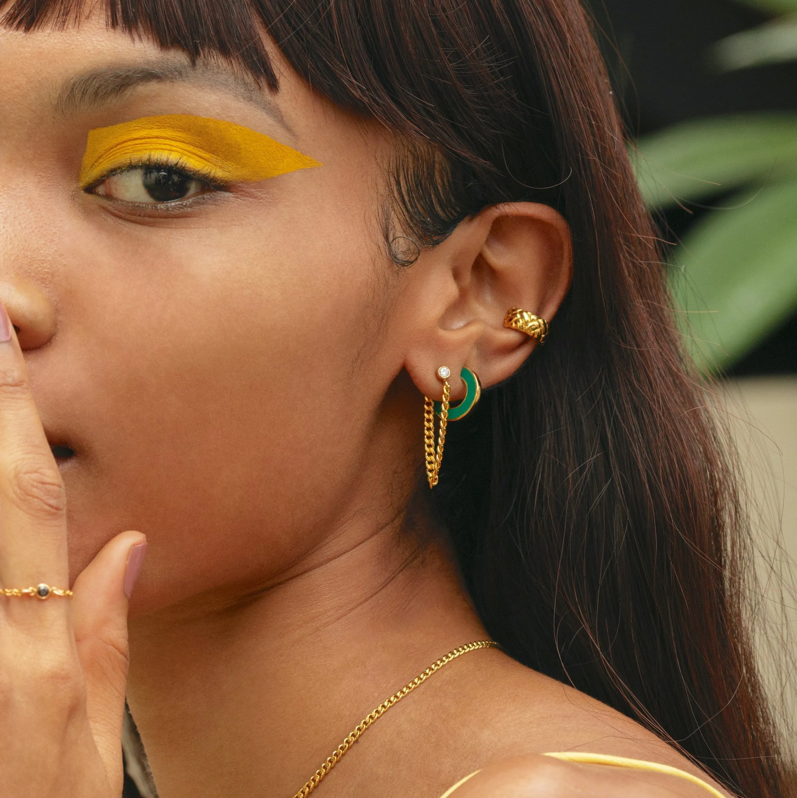 Curb Chain Bezel Earrings