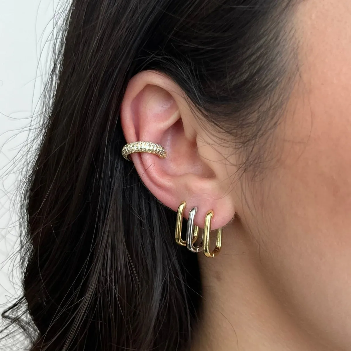 ESSENTIAL GOLDEN PAVE EAR CUFF