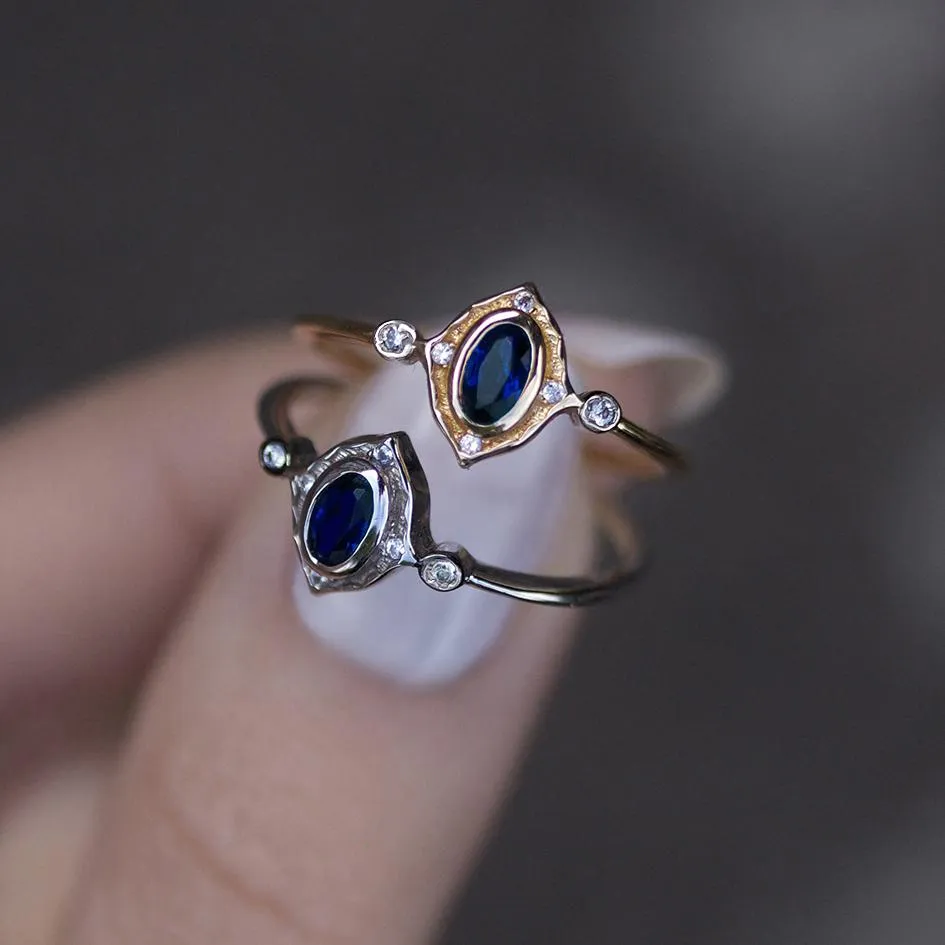 HAWTHORNE. Detailed Royal Blue Gold Ring