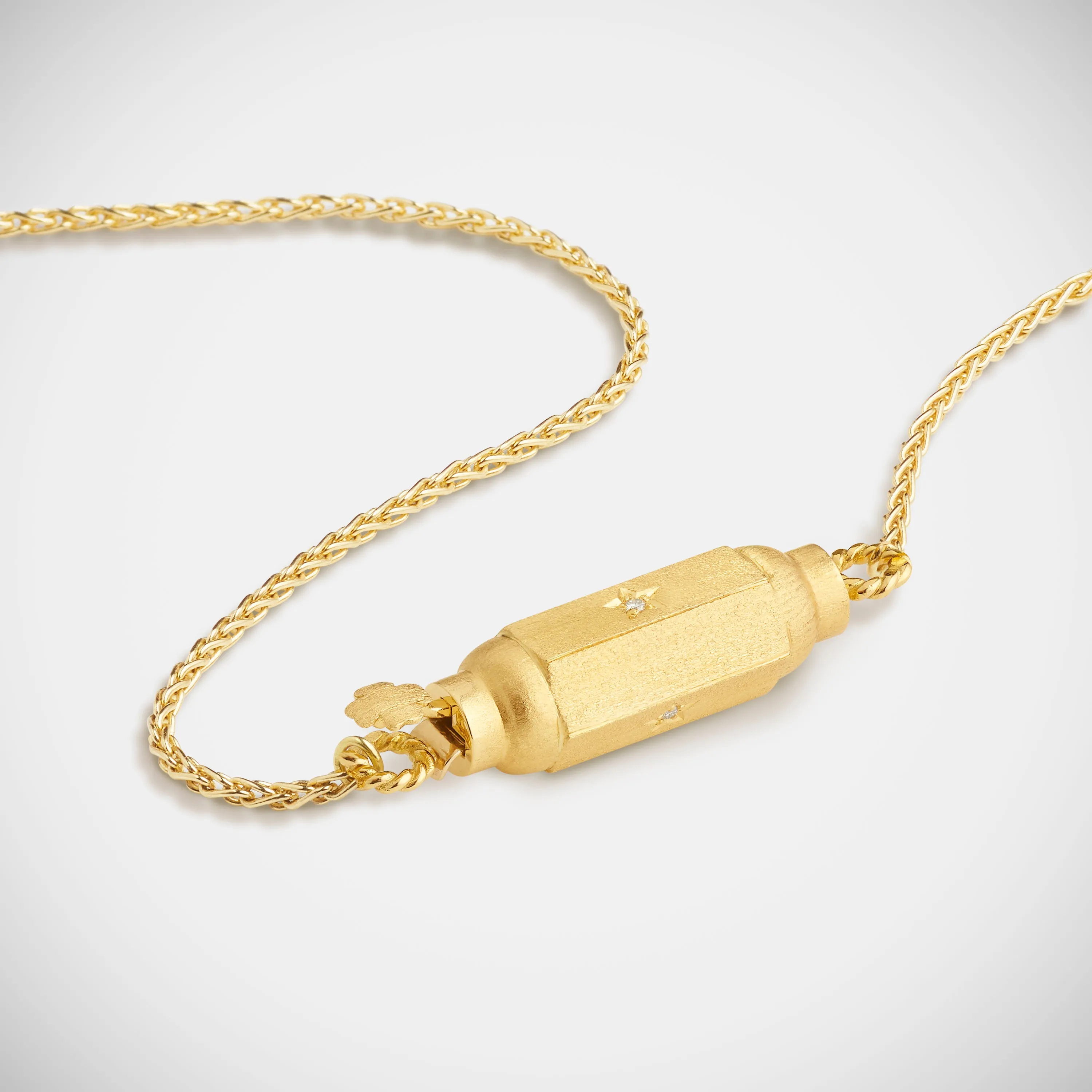 Micro coco diamonds locket necklace 37cm