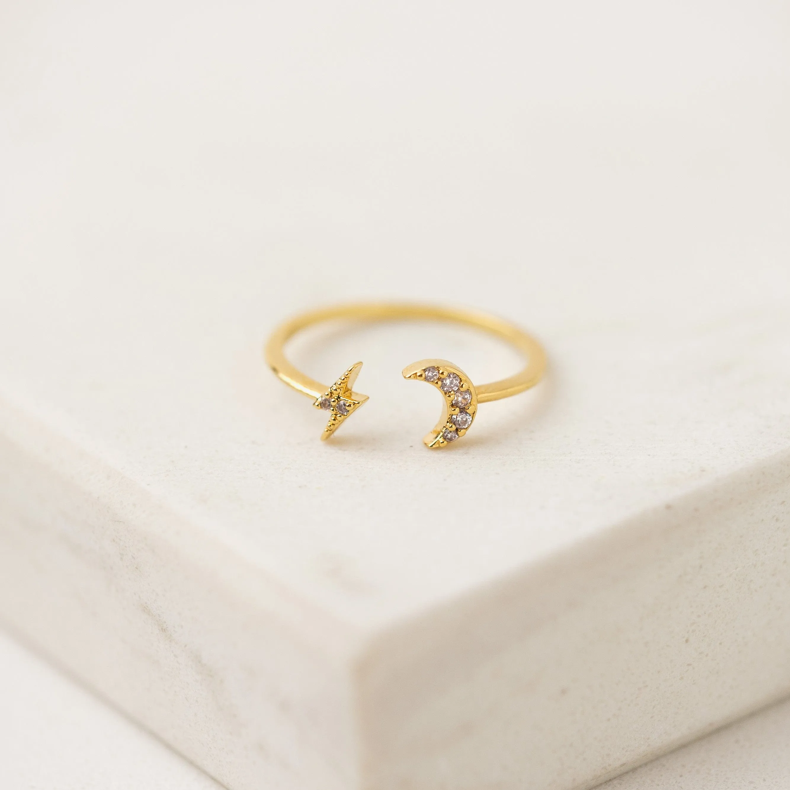 Moon Fortuna Ring