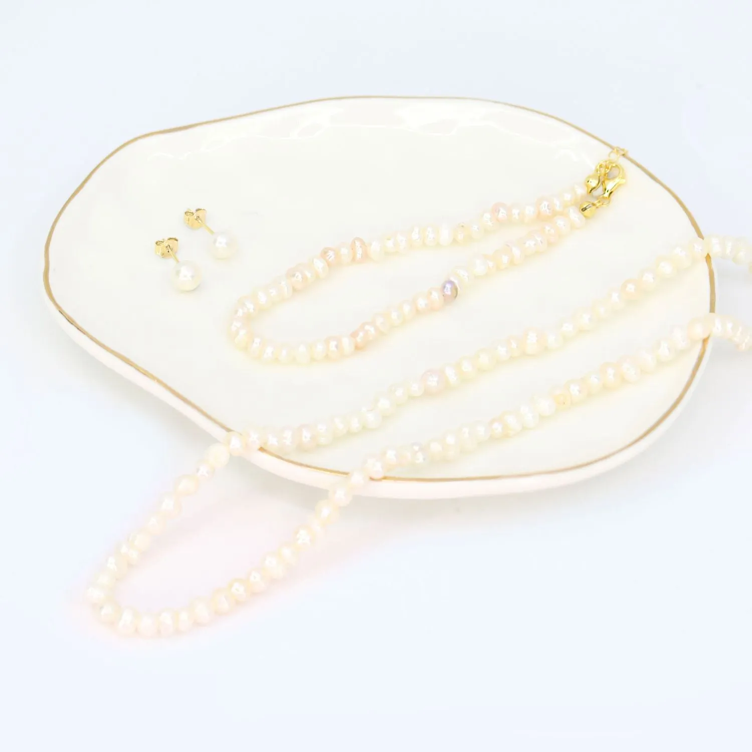 Natural Freshwater Pearl Necklace
