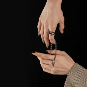 New Alphabet T Ring [Black/White gems]