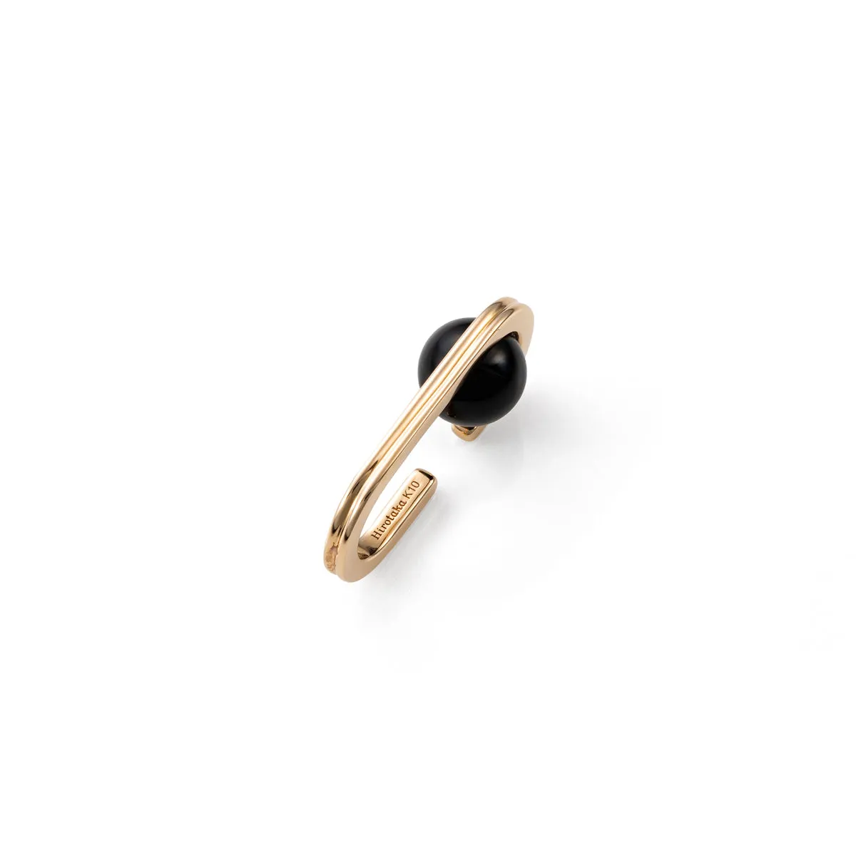 "Beluga" Onyx Ear Cuff