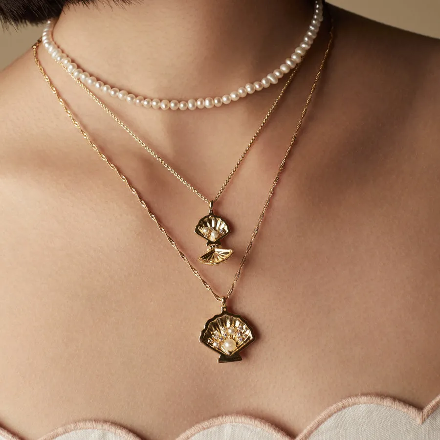 Sundaze Shell Gold Necklace