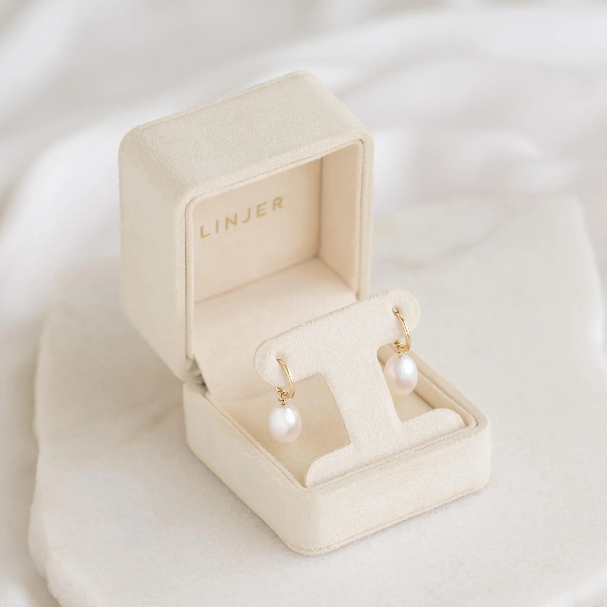 Velvet Drop Earring Box